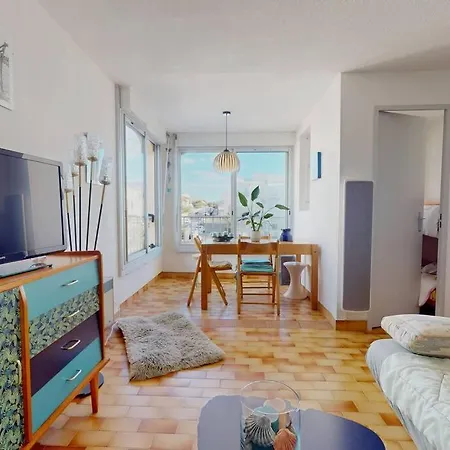 דירה Beau Studio, Plage, Port.